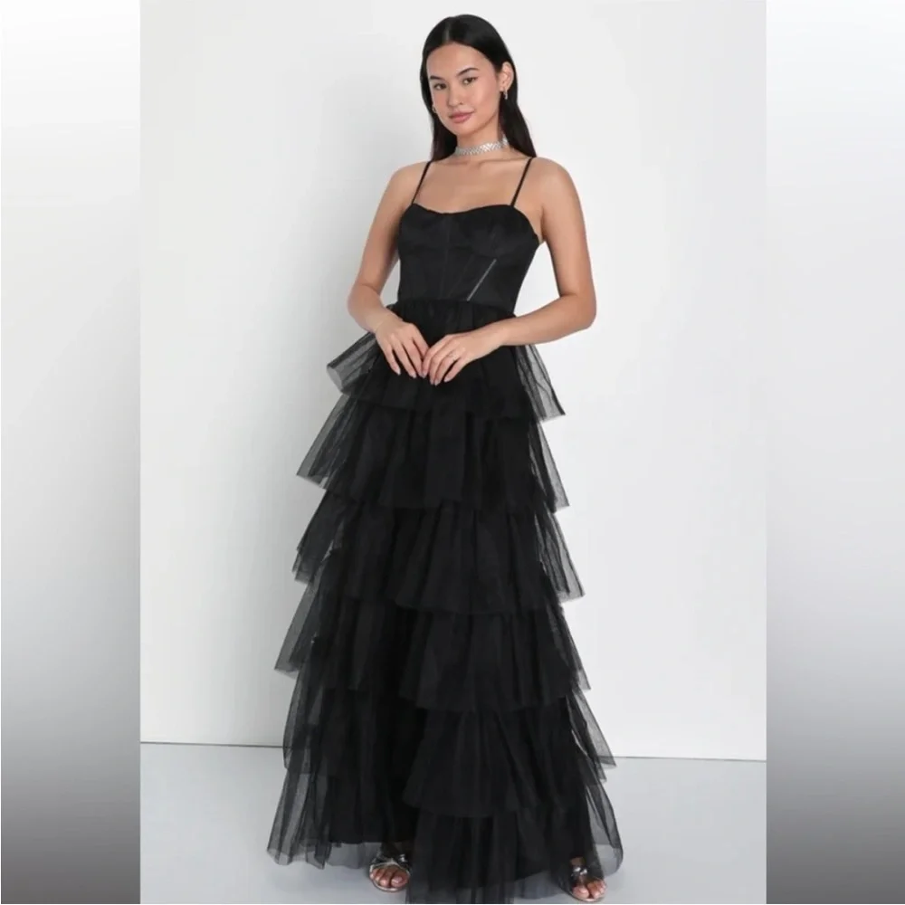 LULU’s Black 🖤 Lace Sequin Tiered Ruffle Sheer Corset Dress XL - Picture 5 of 5